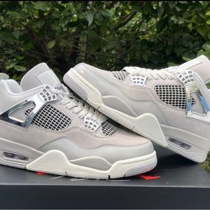 Jordan 4 Frozen Moments WMNS Sz 8